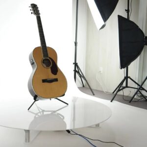 Κλασική κιθάρα σε studio χώρο για ατομικά μαθήματα κιθάρας στο Ωδείο Μελιγαλά